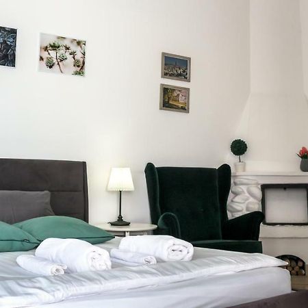 Ferienwohnung Mint Studio Cluj-Napoca Exterior foto